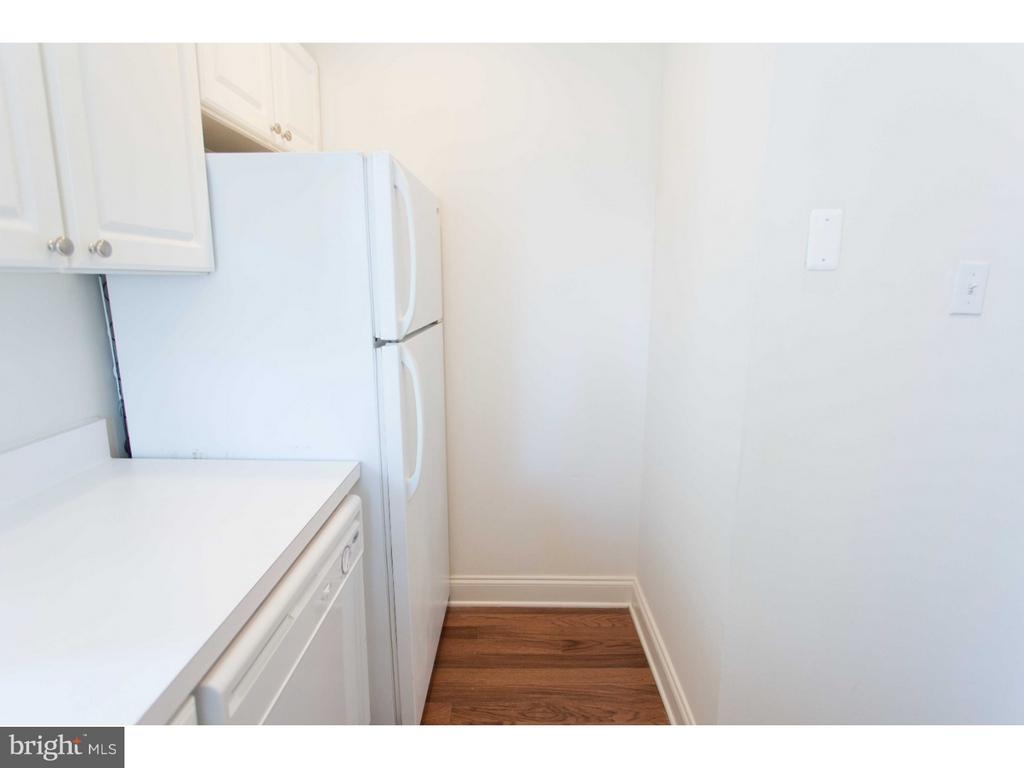 1600-1 WALNUT ST #1003