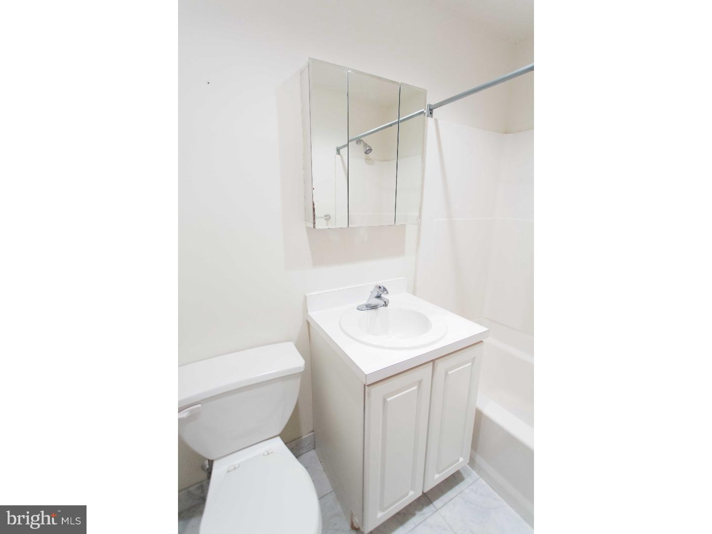 1600-1 WALNUT ST #1003