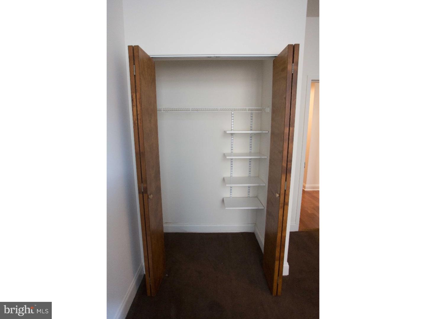 1600-1 WALNUT ST #1003