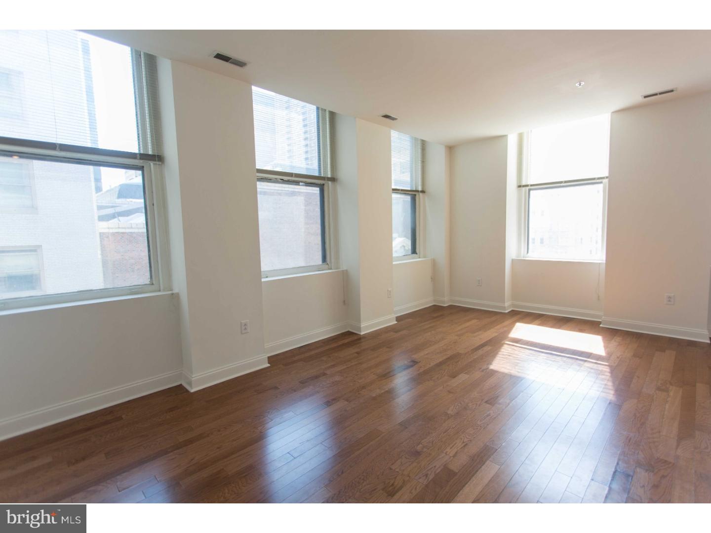 1600-1 WALNUT ST #1003