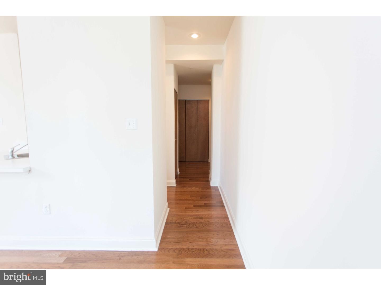 1600-1 WALNUT ST #1003