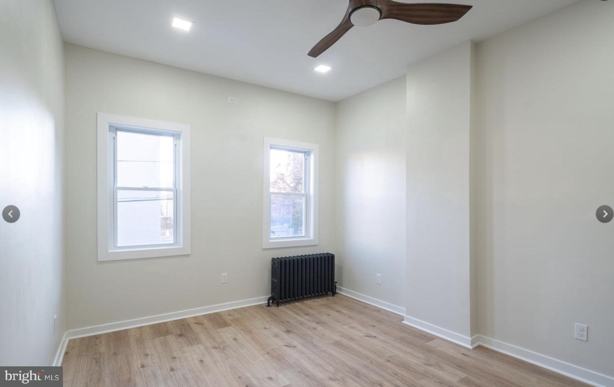 125 W Dauphin St