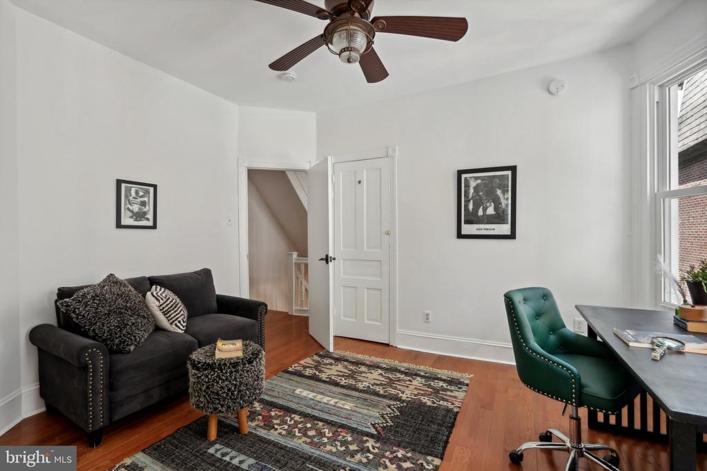 4838 Walton Ave