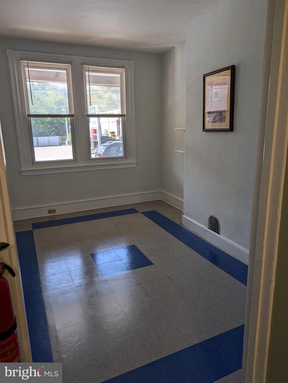 4173 RIDGE AVE ##1