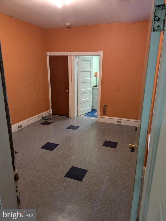4173 RIDGE AVE ##1