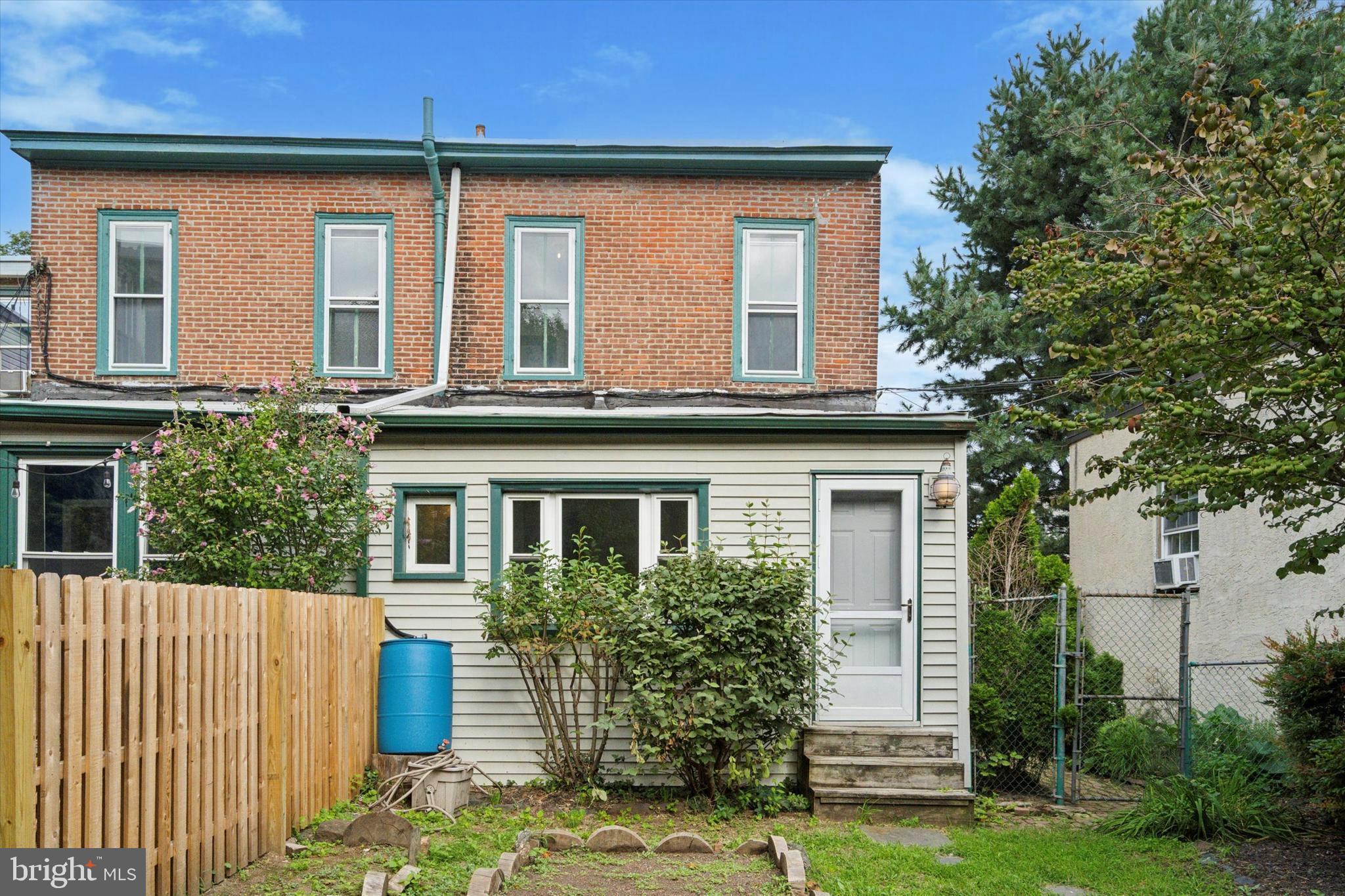 80 E Church Ln