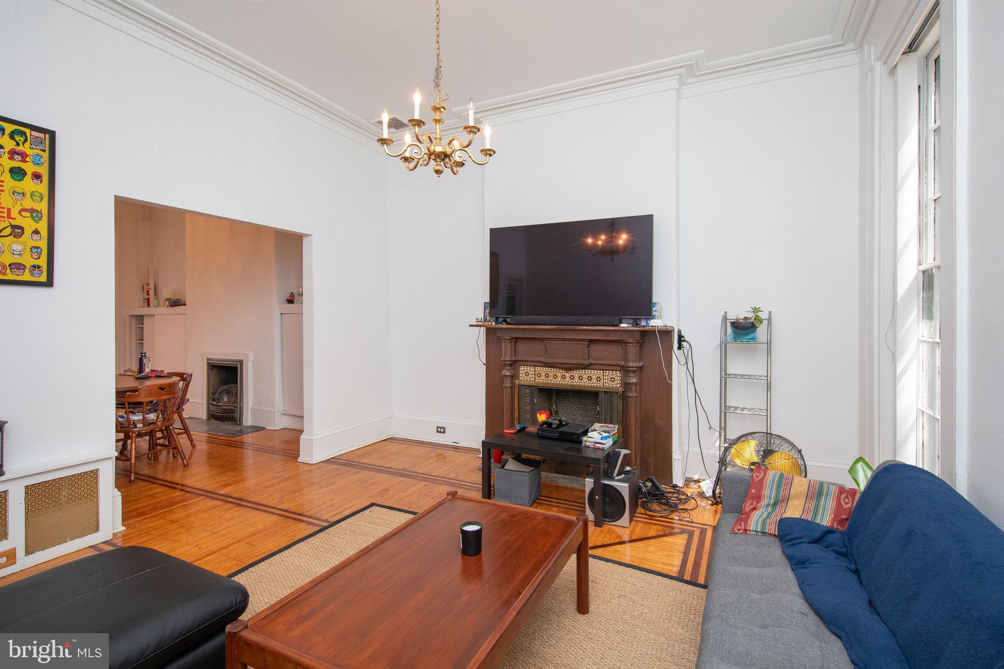 334 S 15th St