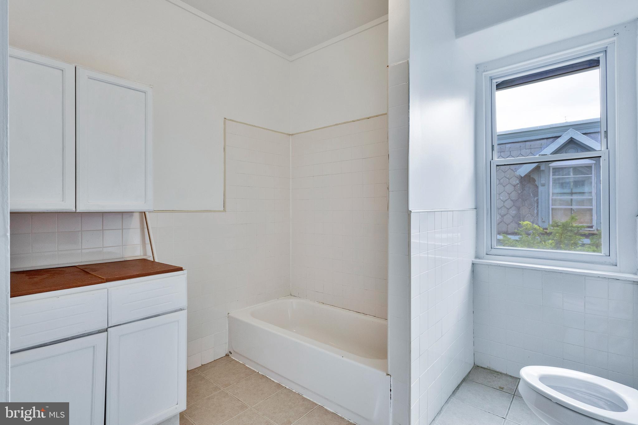 3706 Spring Garden St