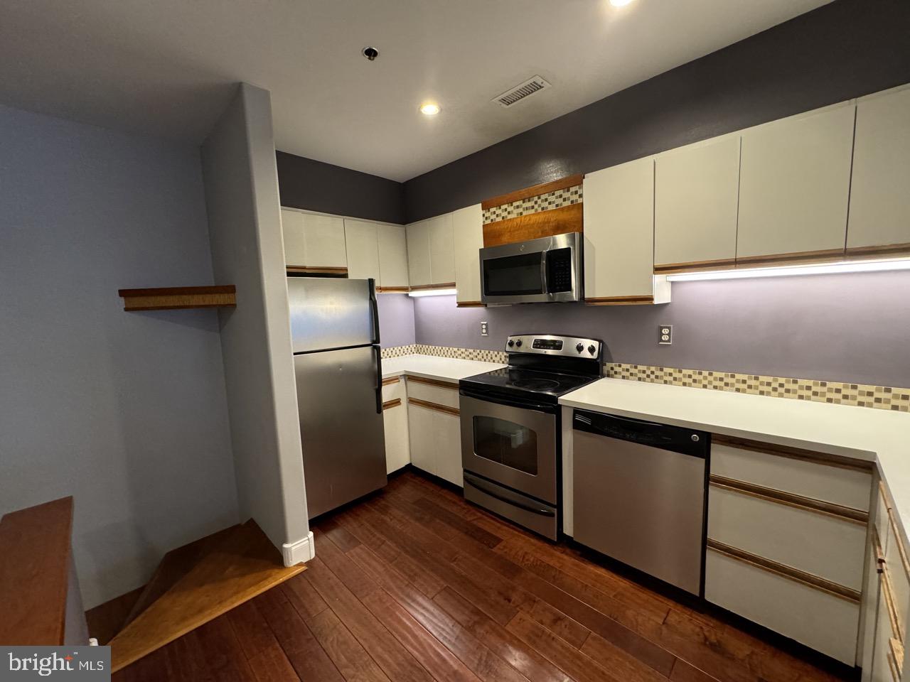 315 NEW ST #314