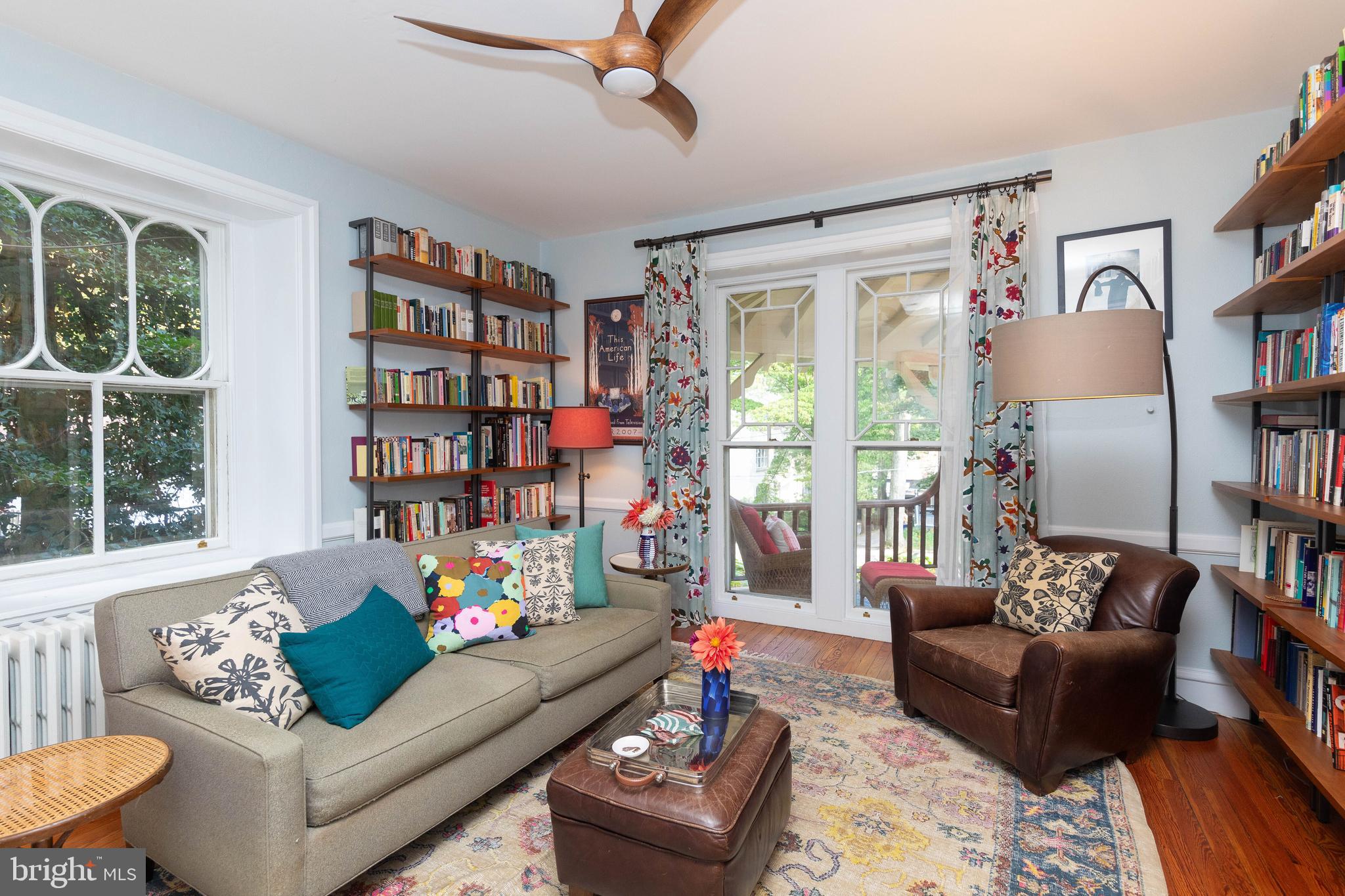 625 W Phil Ellena St