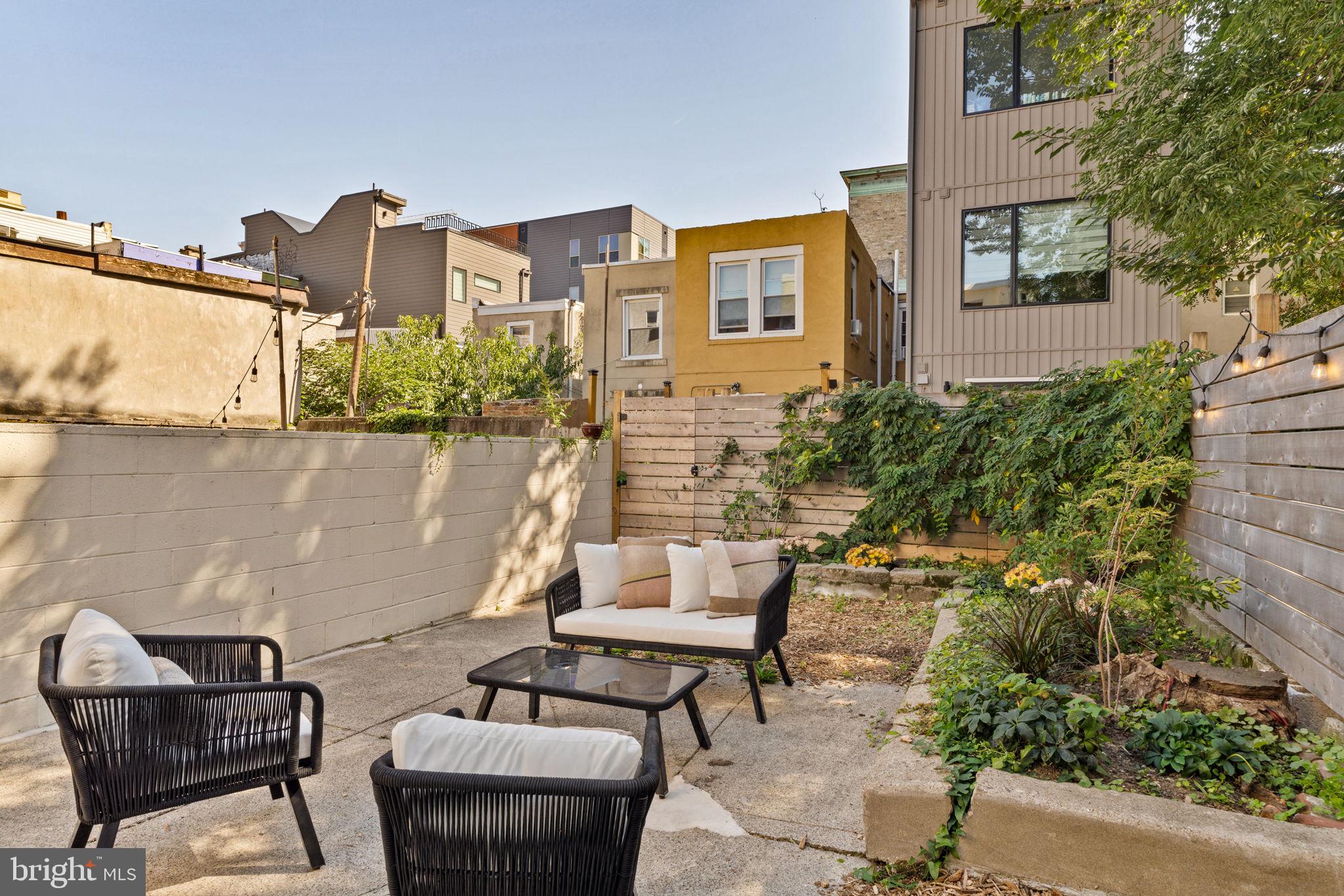 1151 S 15th St