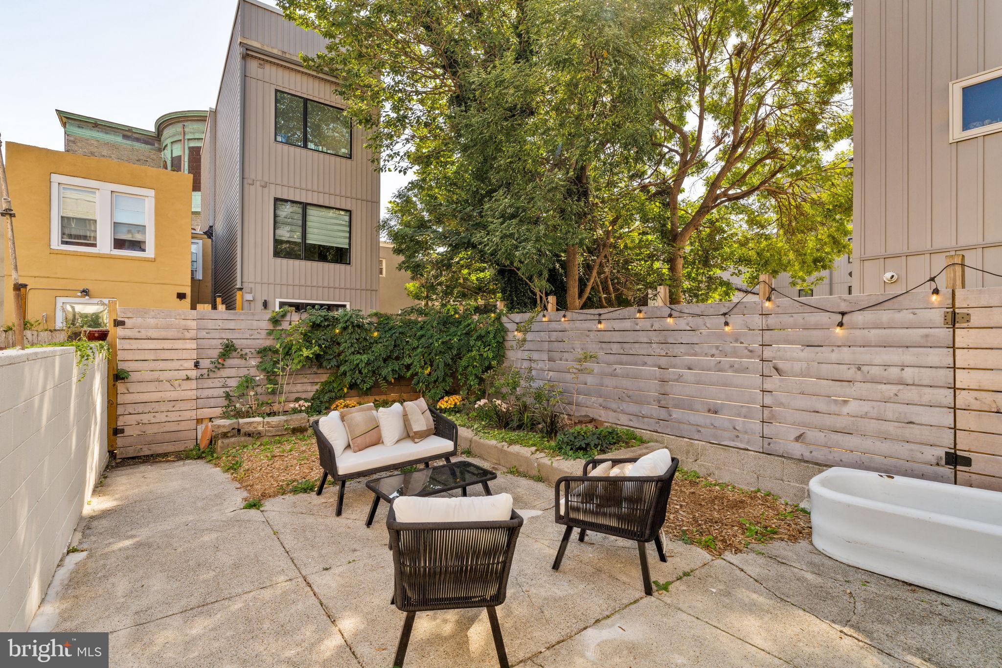 1151 S 15th St