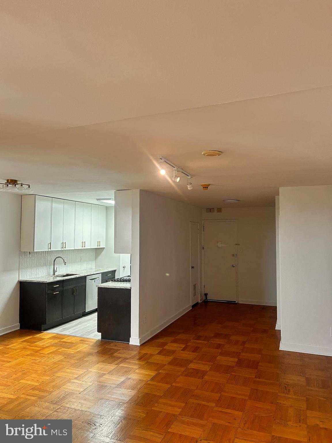 2601 Pennsylvania Ave #1041