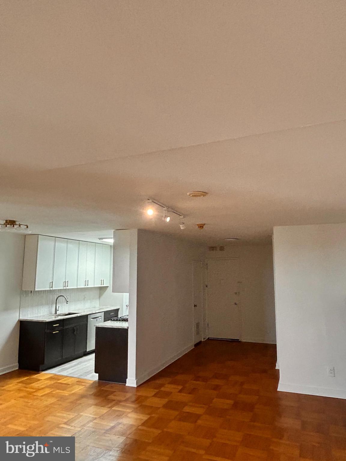2601 Pennsylvania Ave #1041