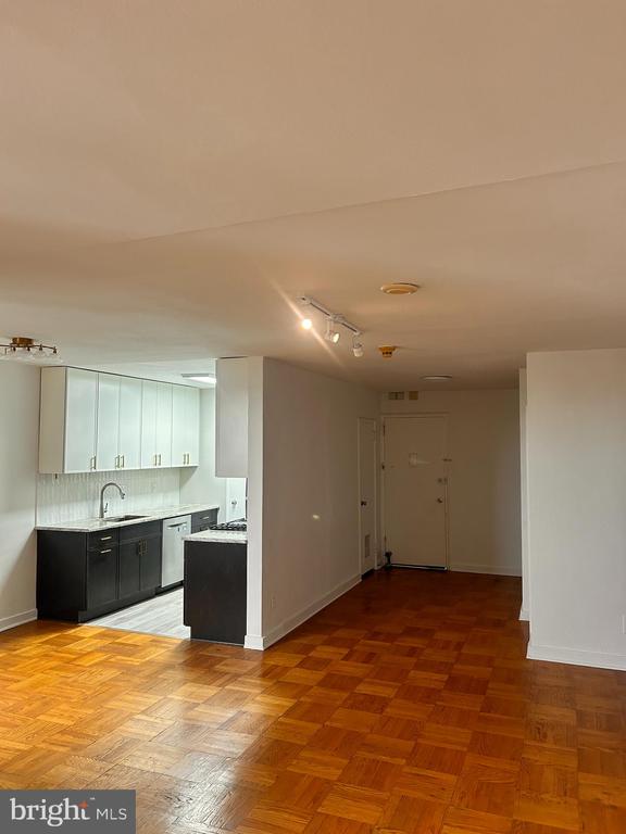 2601 Pennsylvania Ave #1041
