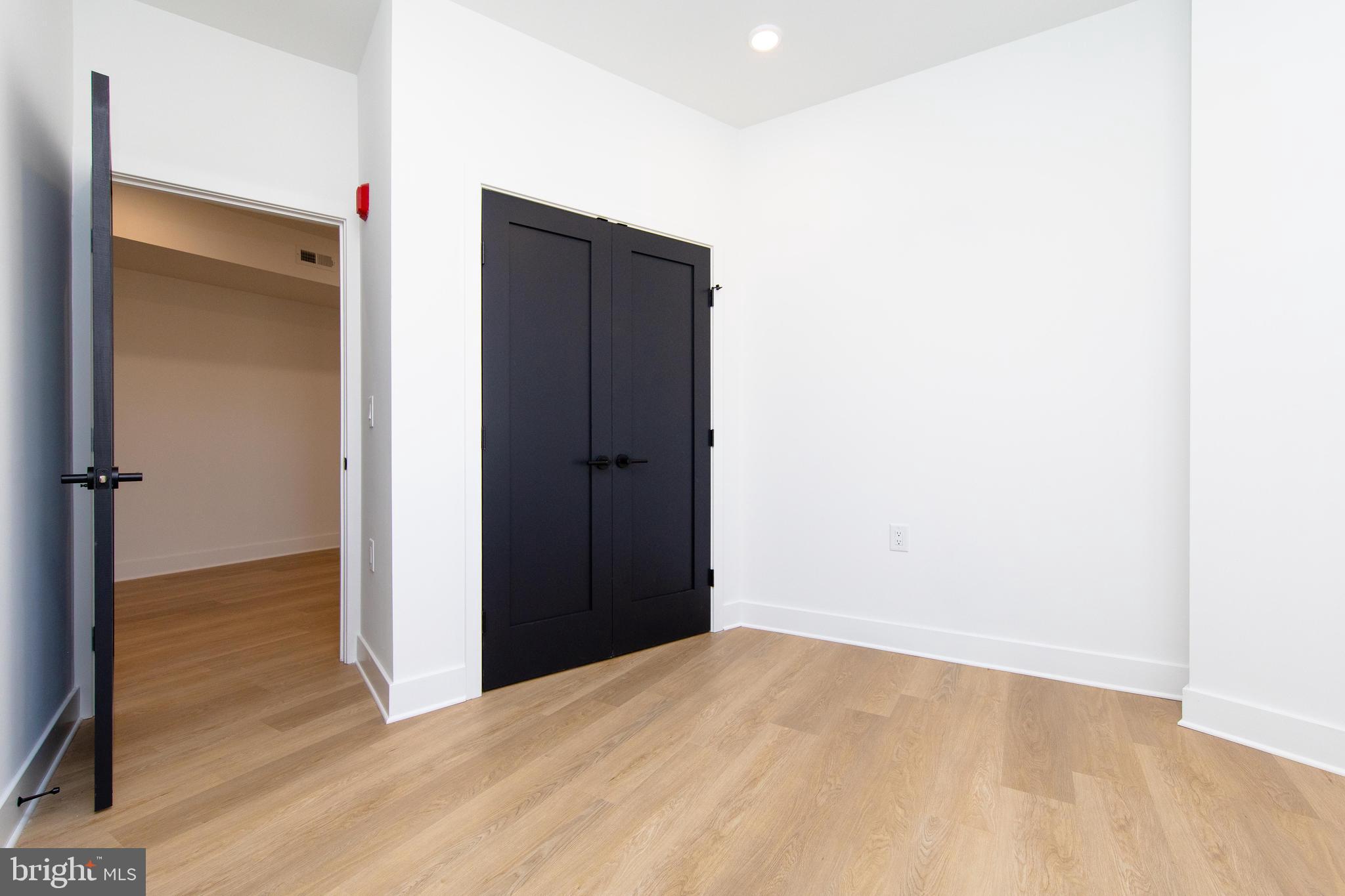 633-35 N 5TH ST #201