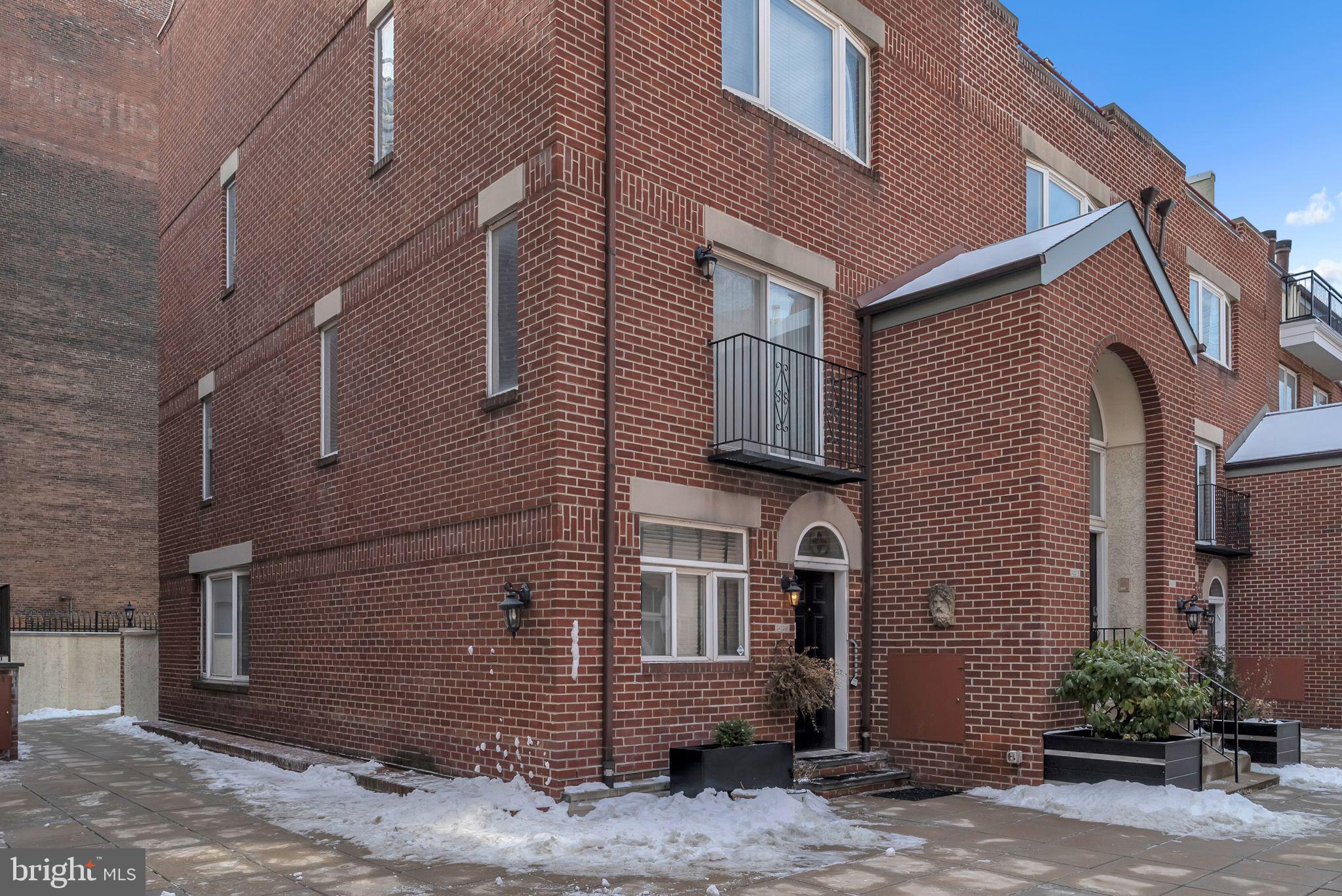 212-24 S 24th St #2412a