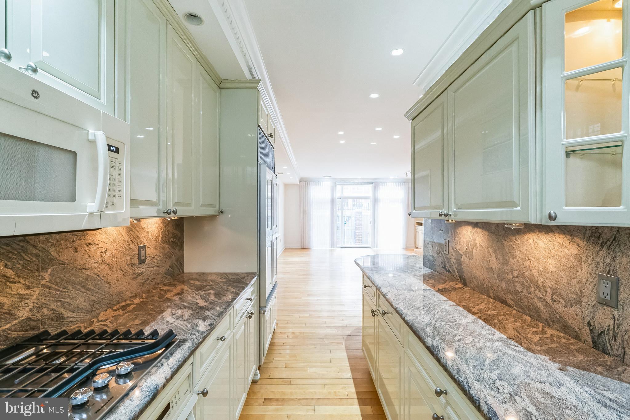 212-24 S 24th St #2412a