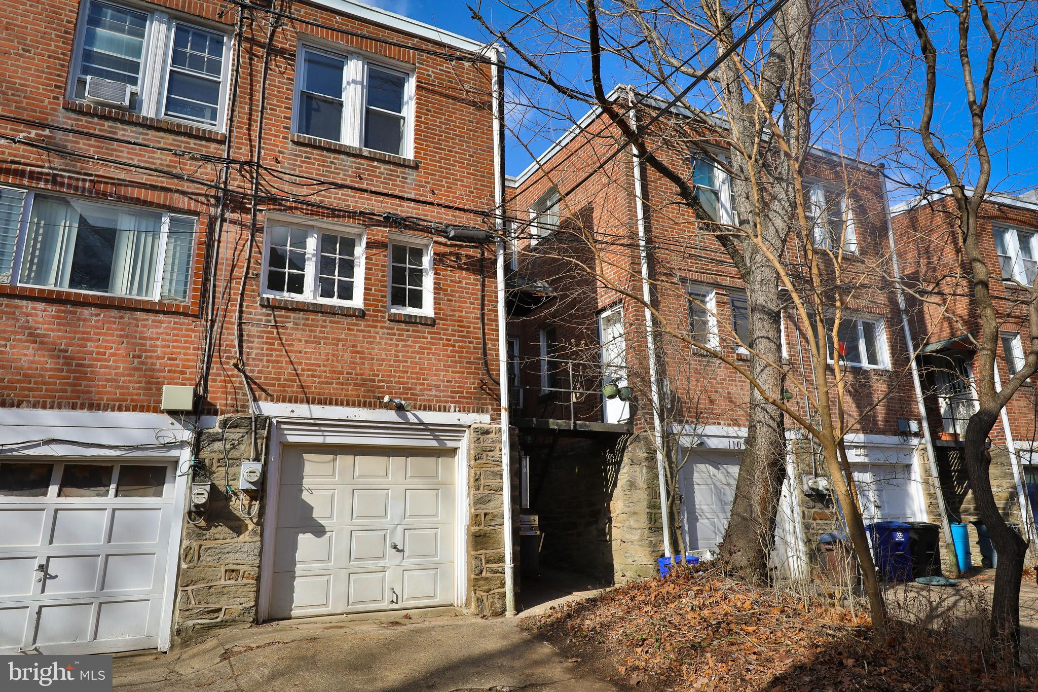 108 E Roumfort Rd