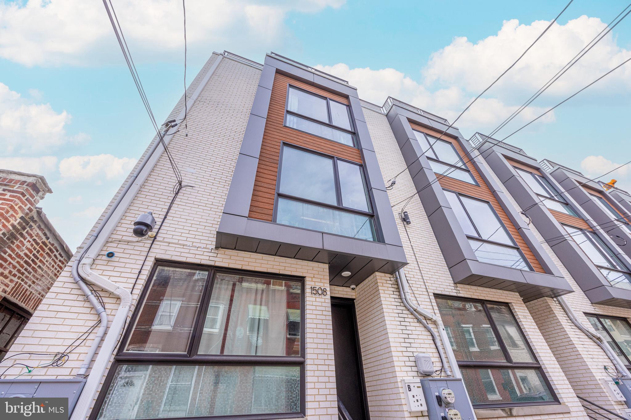 1508 Cambridge St #B- Upper