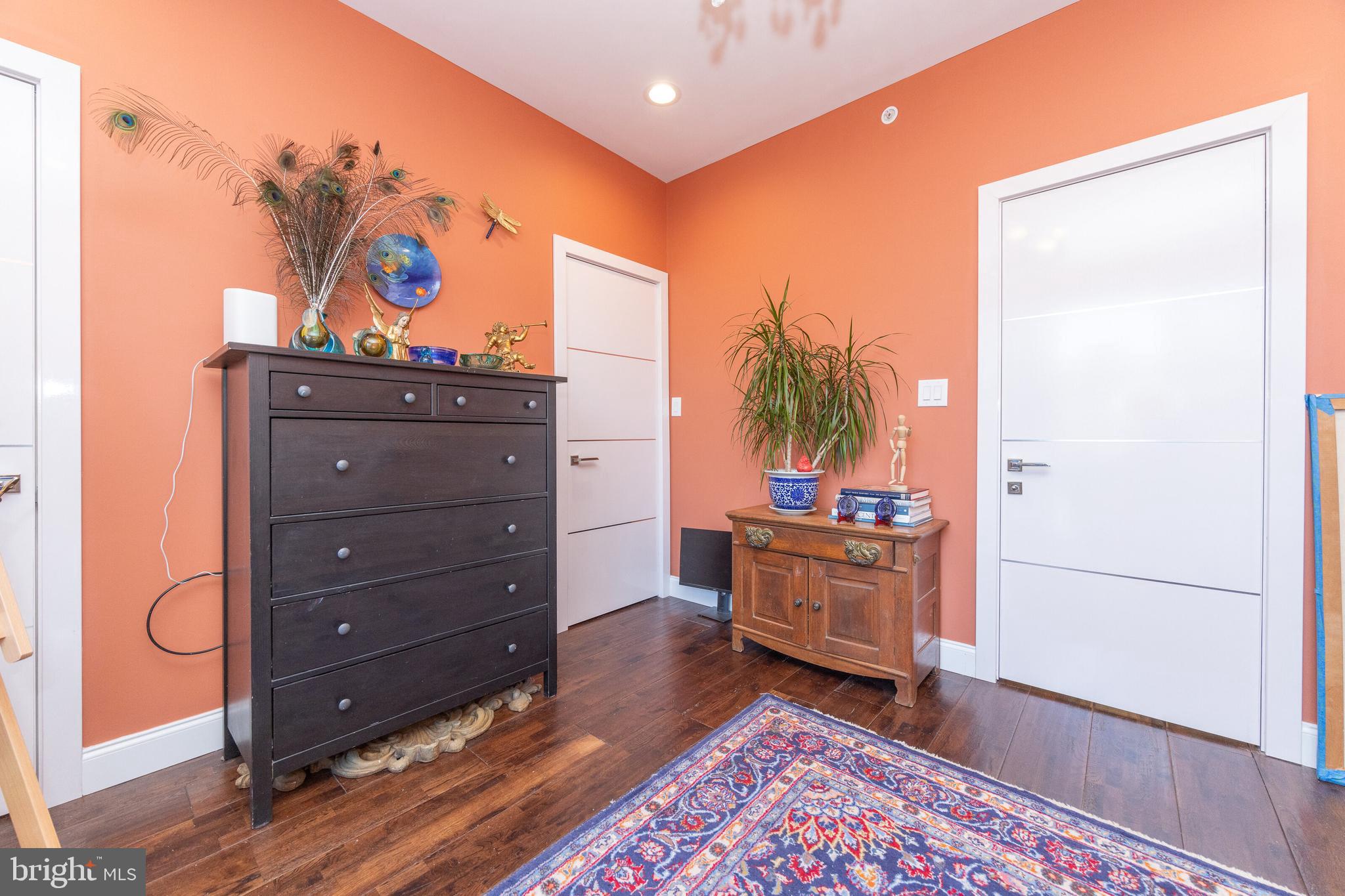 1508 Cambridge St #B- Upper