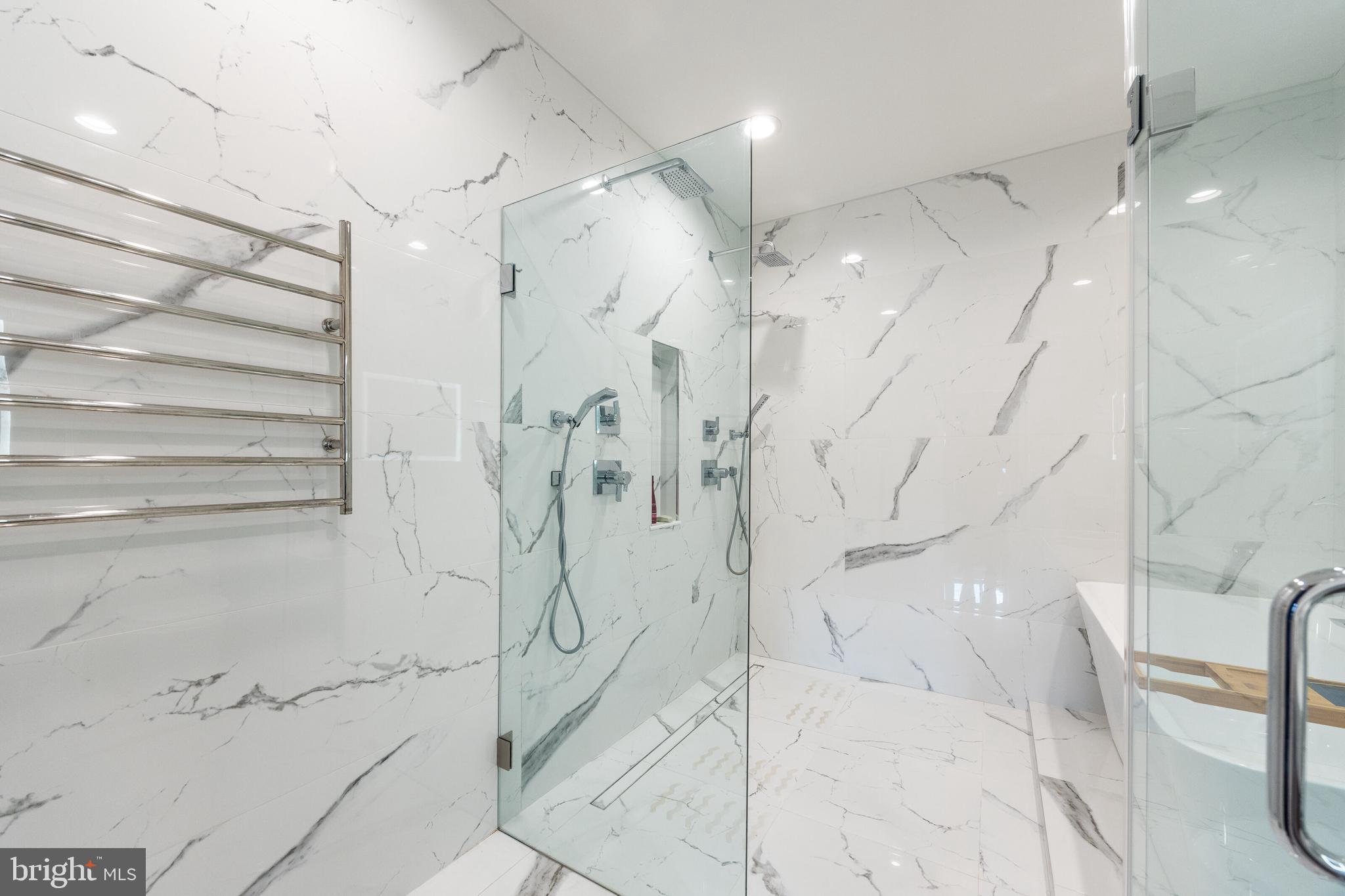 1508 Cambridge St #B- Upper