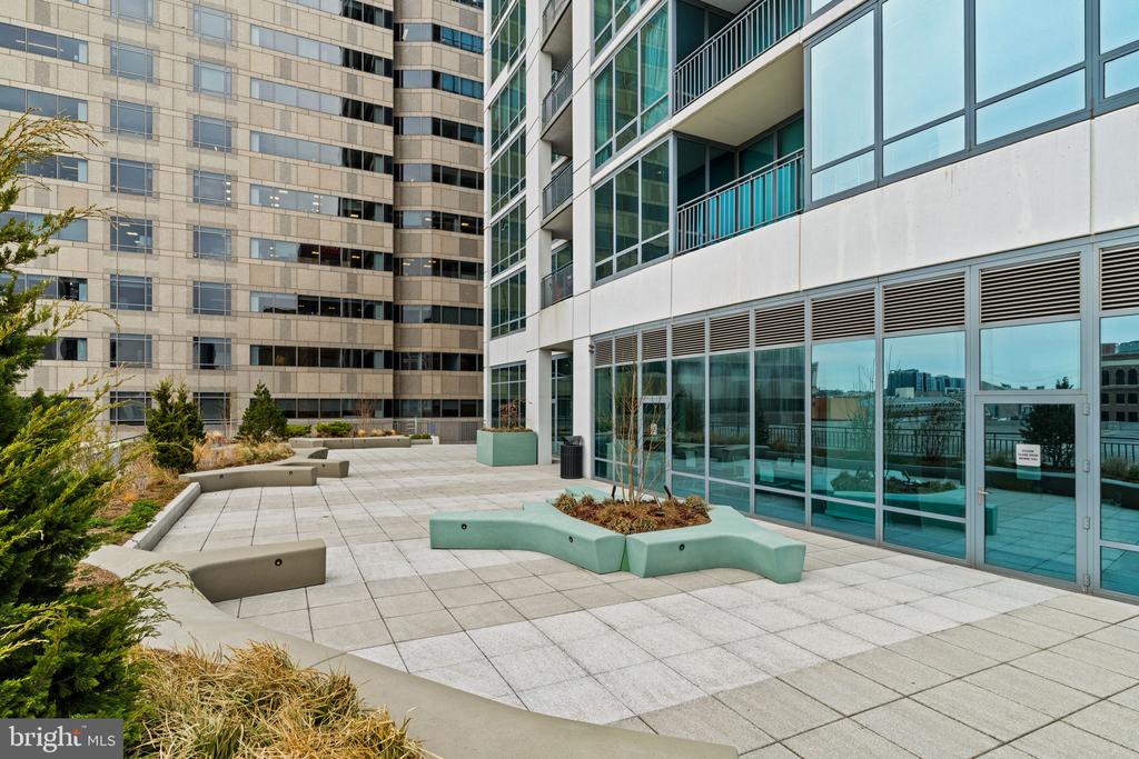 2101 Market St #602