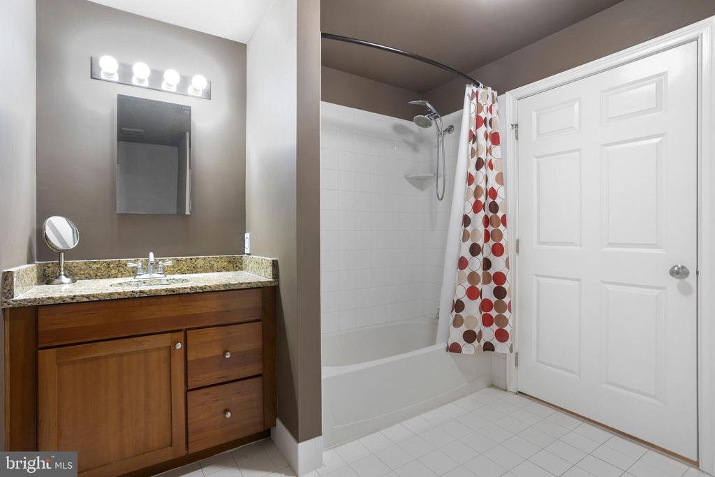 1 Academy Cir #109