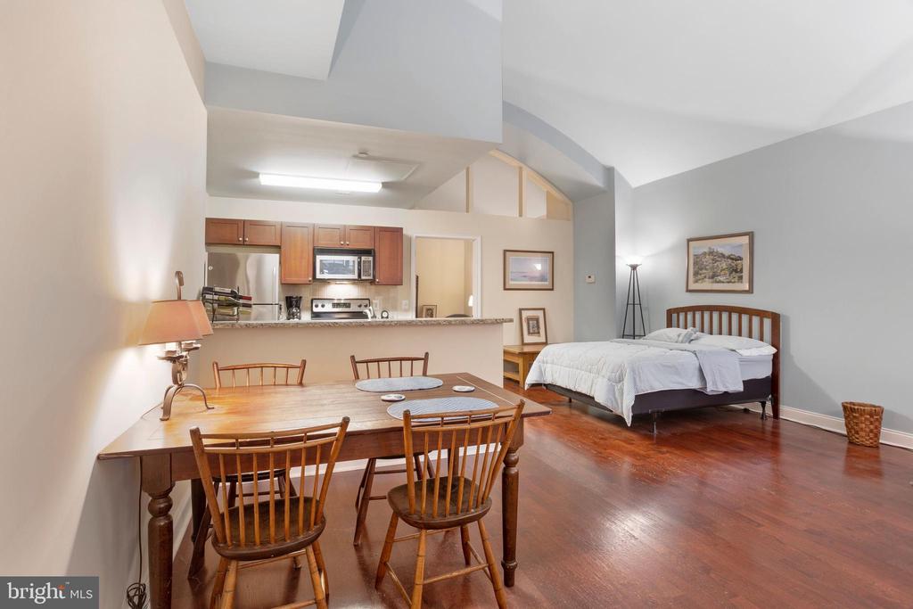 1 Academy Cir #109