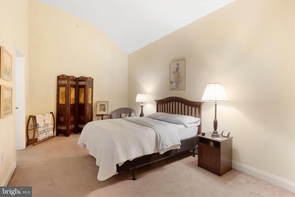 1 Academy Cir #109