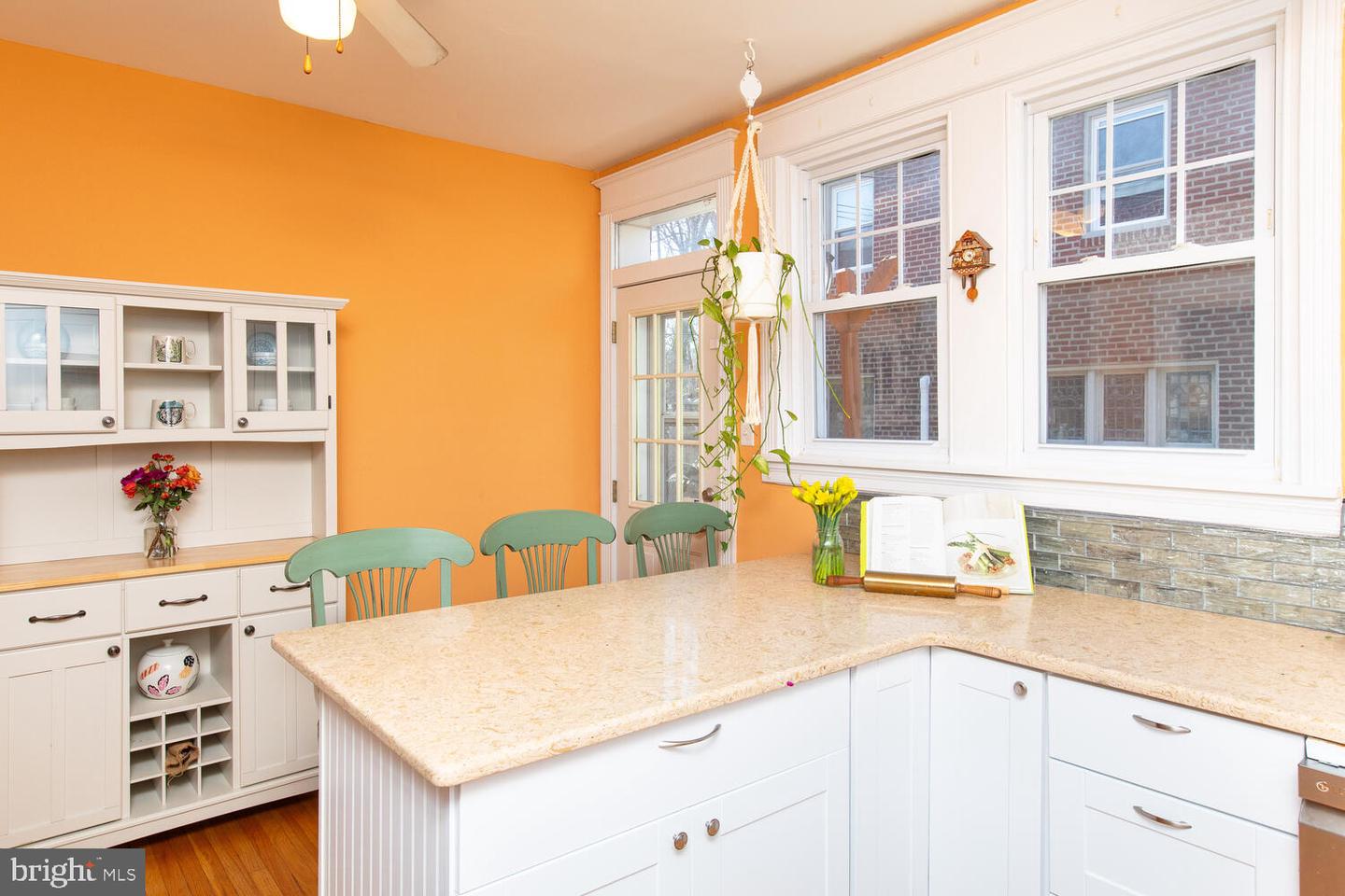 405 W Mount Airy Ave