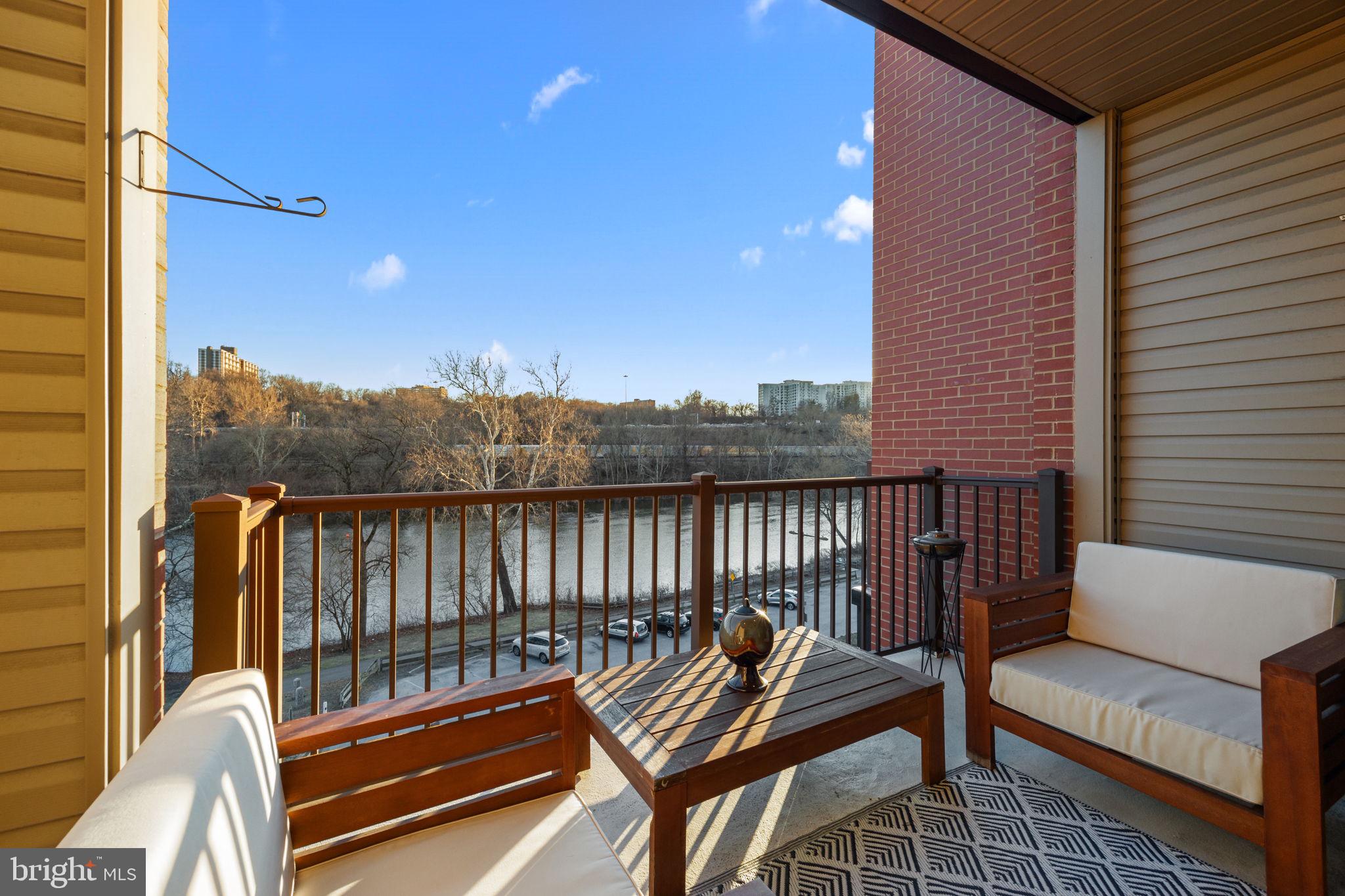 4445 River Ridge Ct