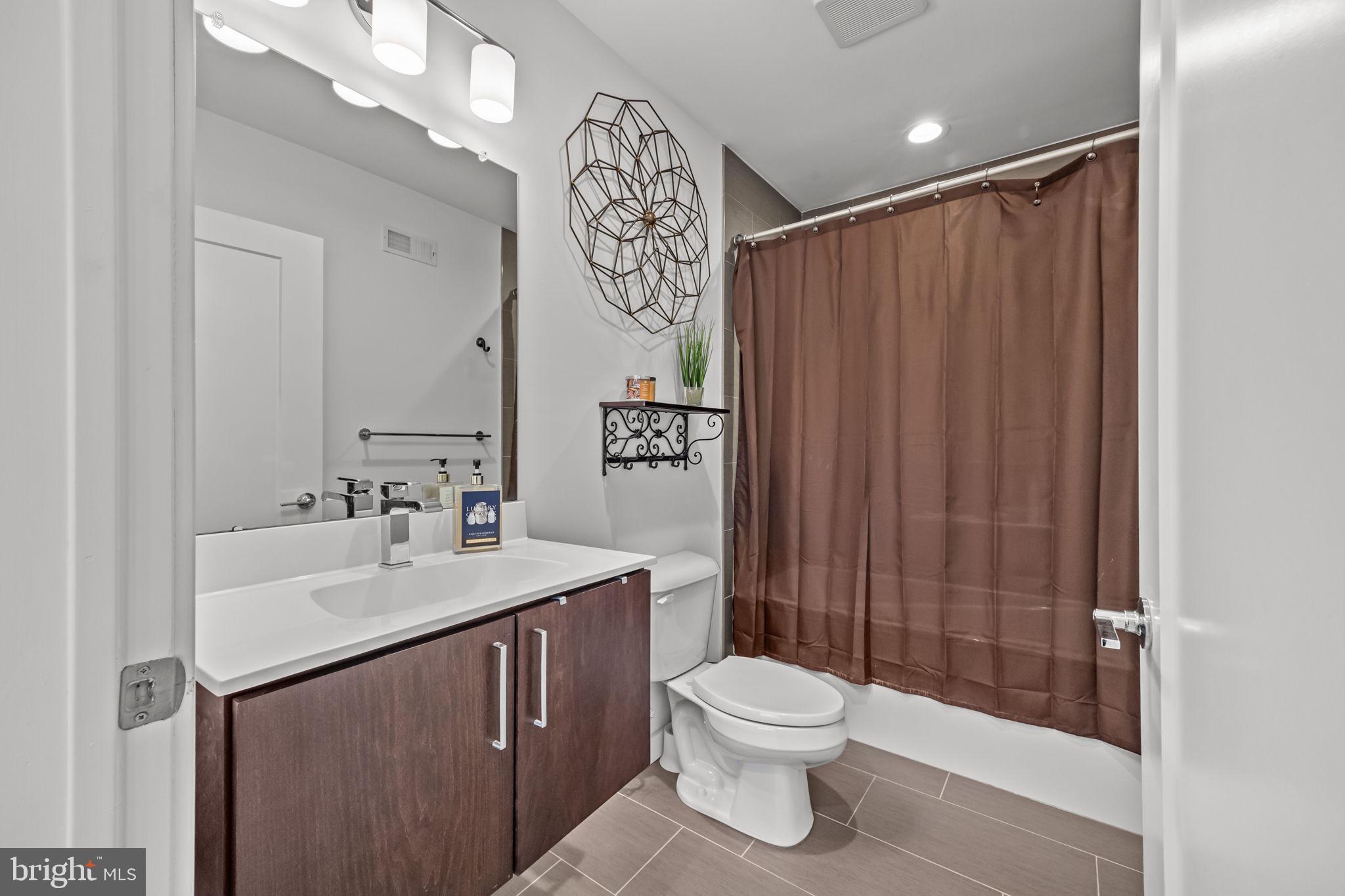 4445 River Ridge Ct