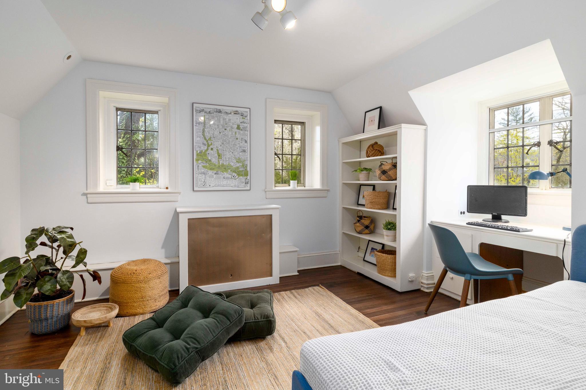 645 N Mount Pleasant Rd