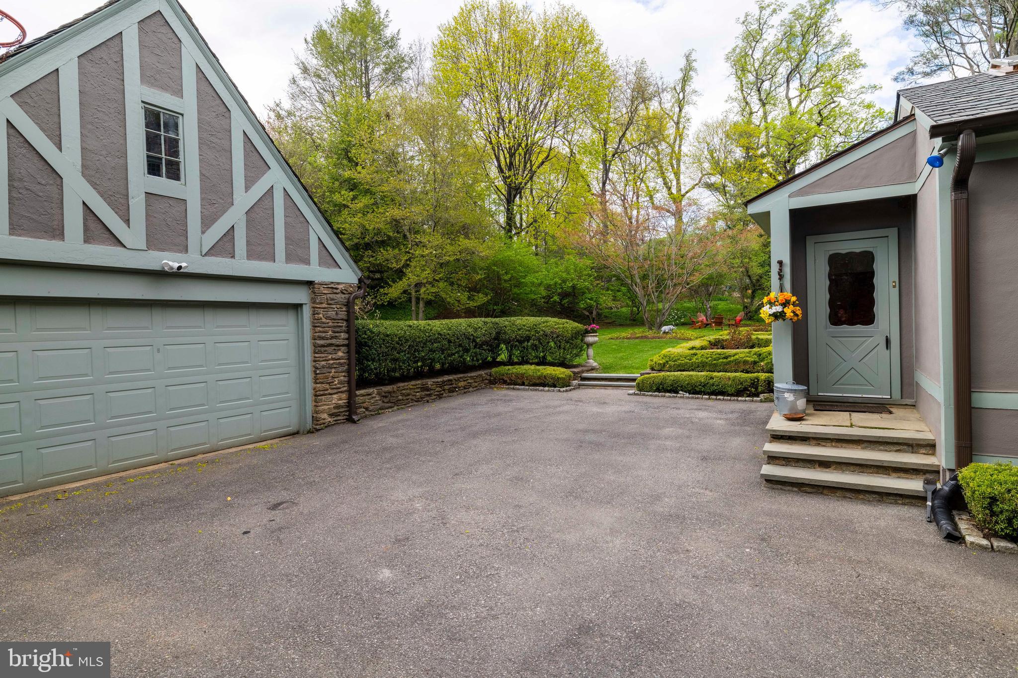 645 N Mount Pleasant Rd