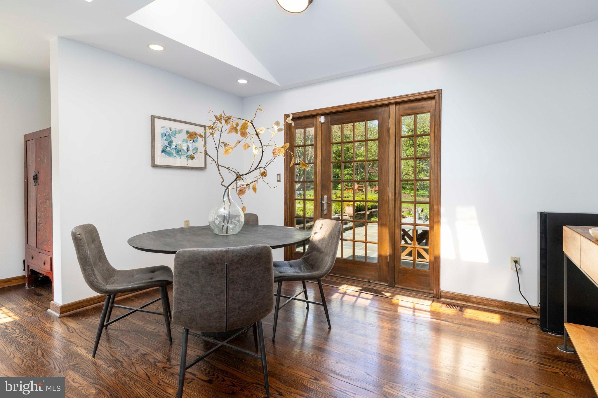 645 N Mount Pleasant Rd