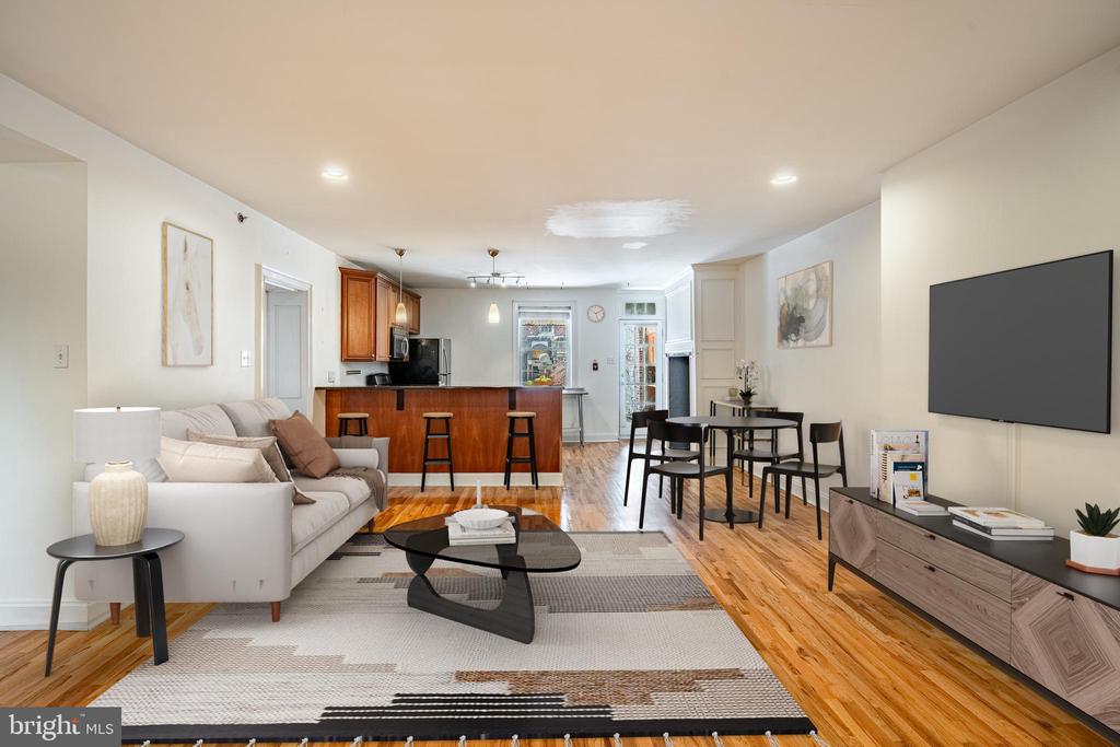 920 Clinton St #1r