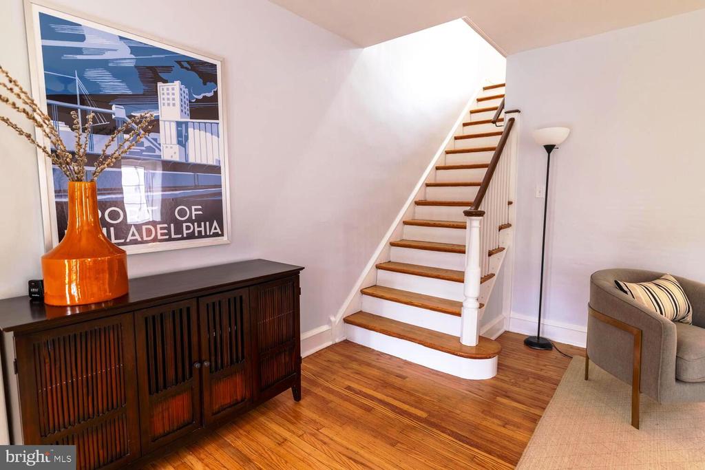 223 W Durand St
