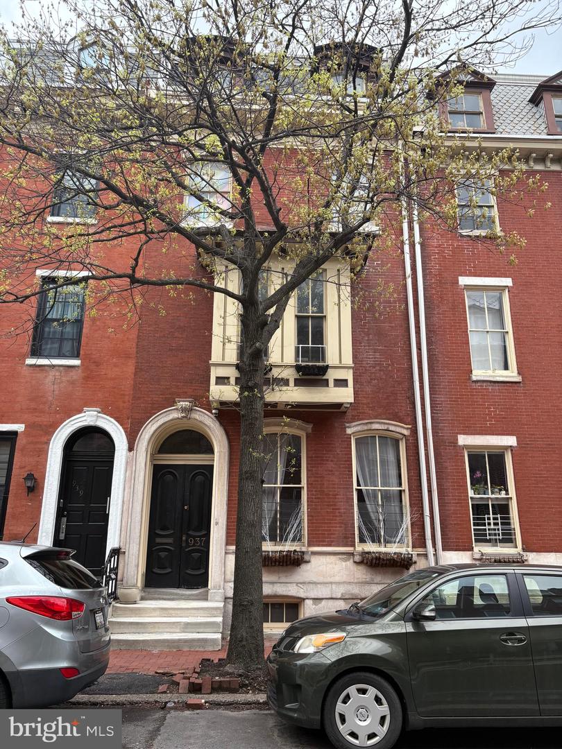 937 SPRUCE ST #3