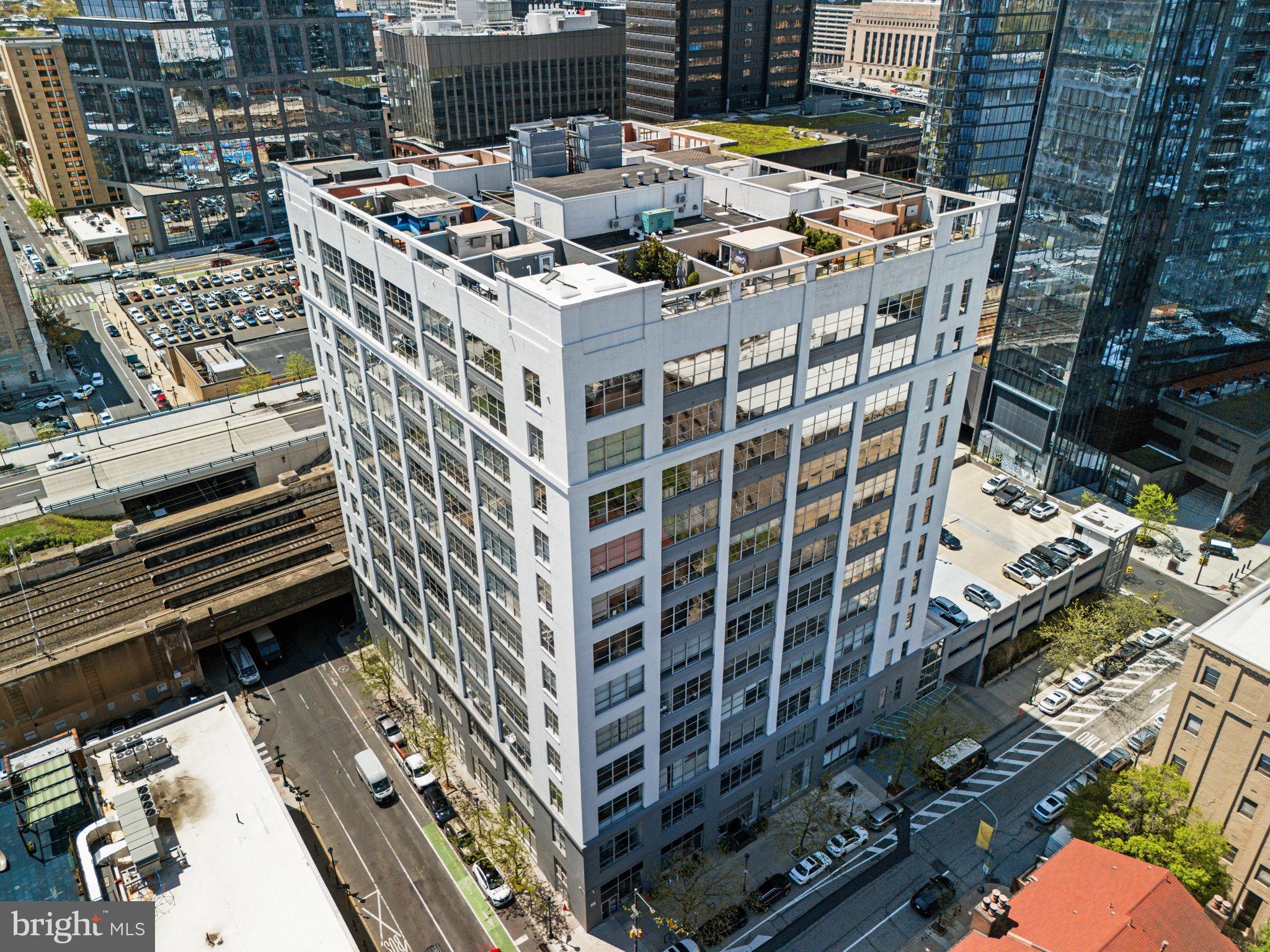 2200 ARCH STREET 1204