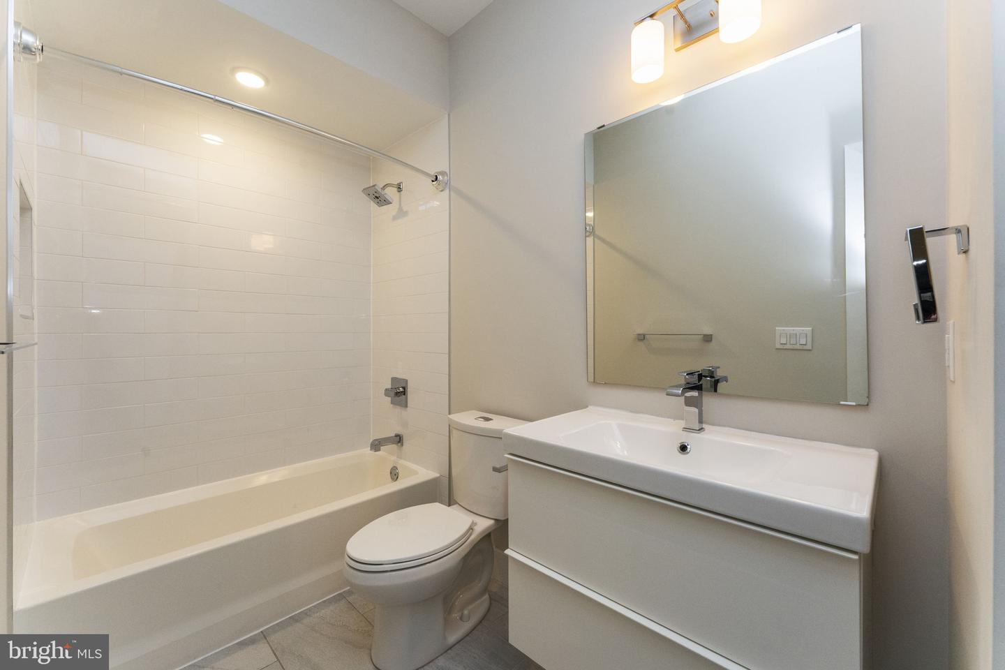 226 Green Ln