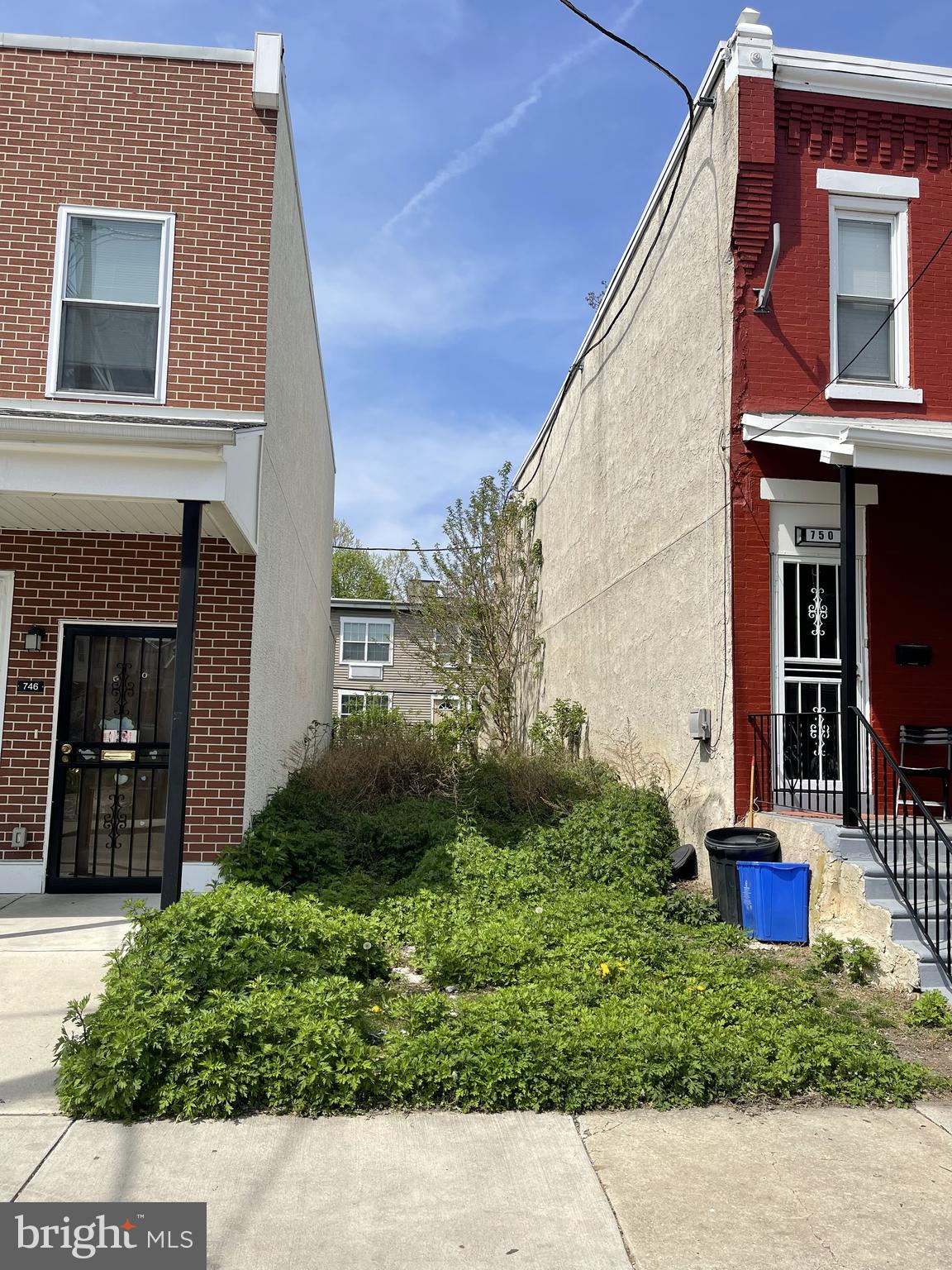 748 N Dekalb St