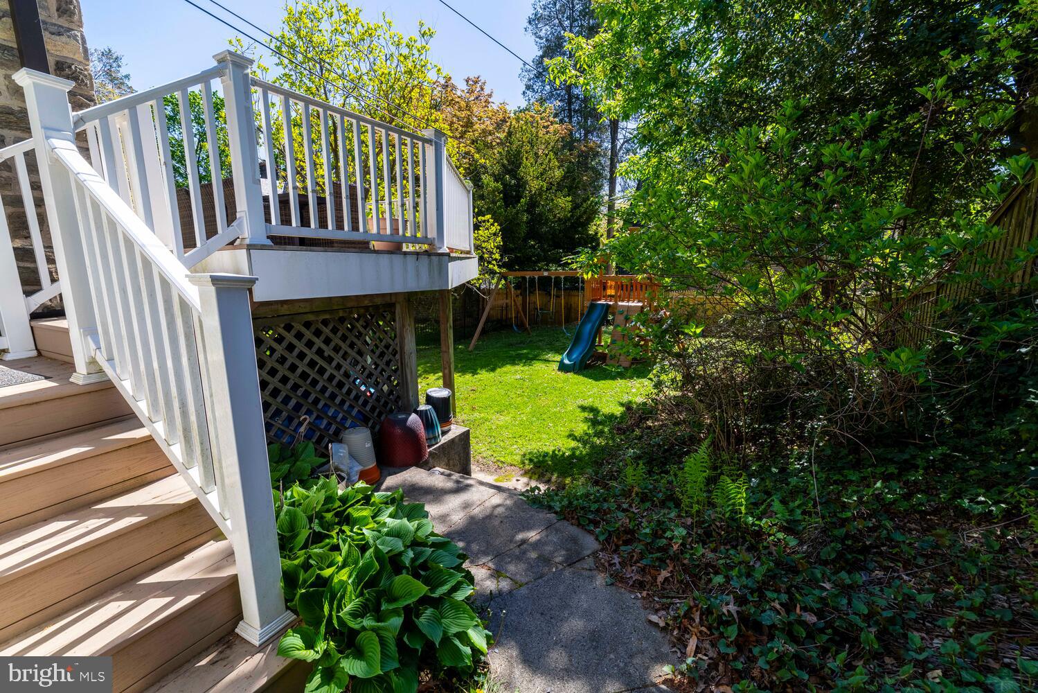 228 W WILLOW GROVE AVE