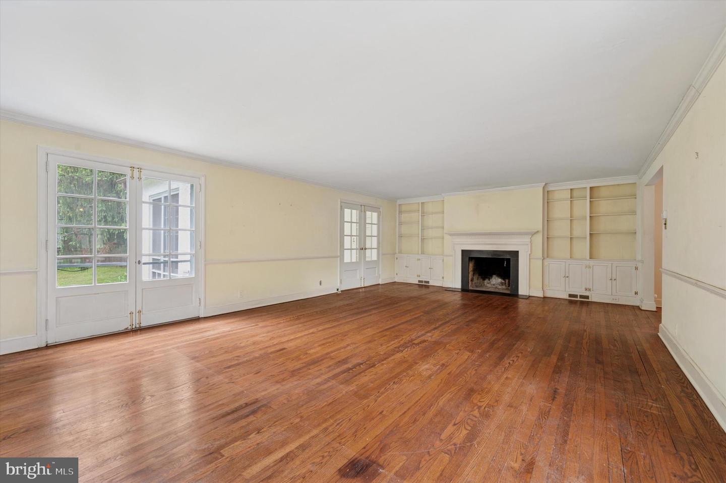 7620 Navajo St