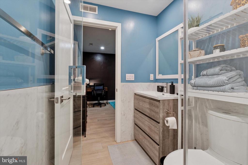 528 S 5TH STREET 1F