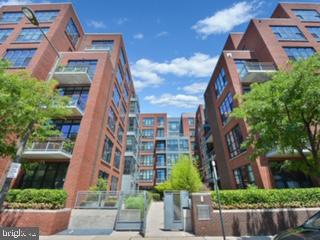 317 VINE ST #104