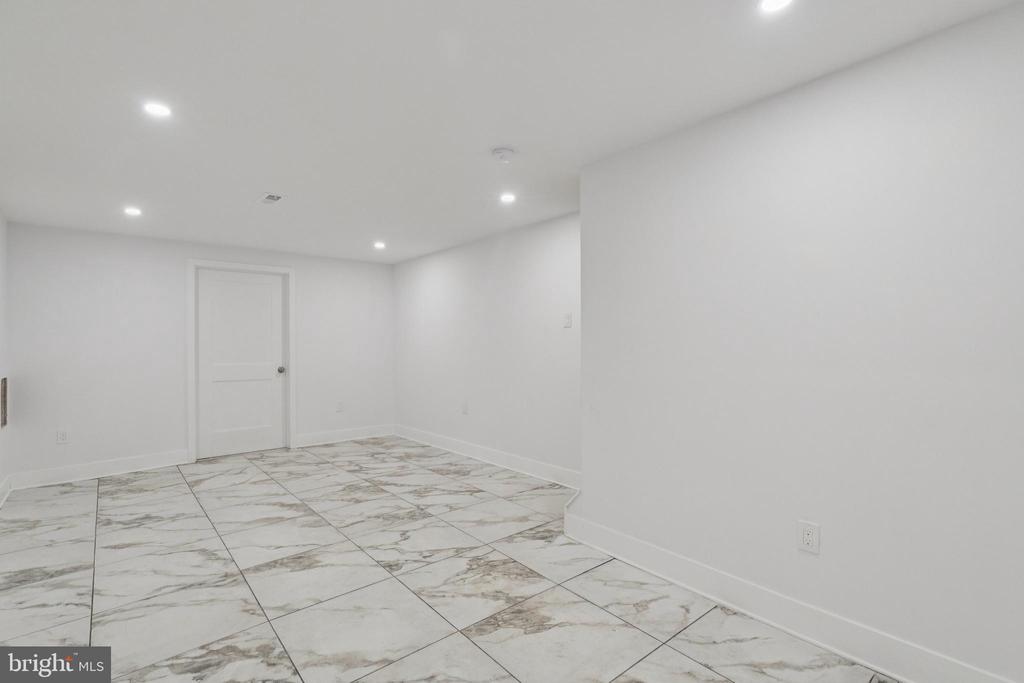 103 E COULTER STREET