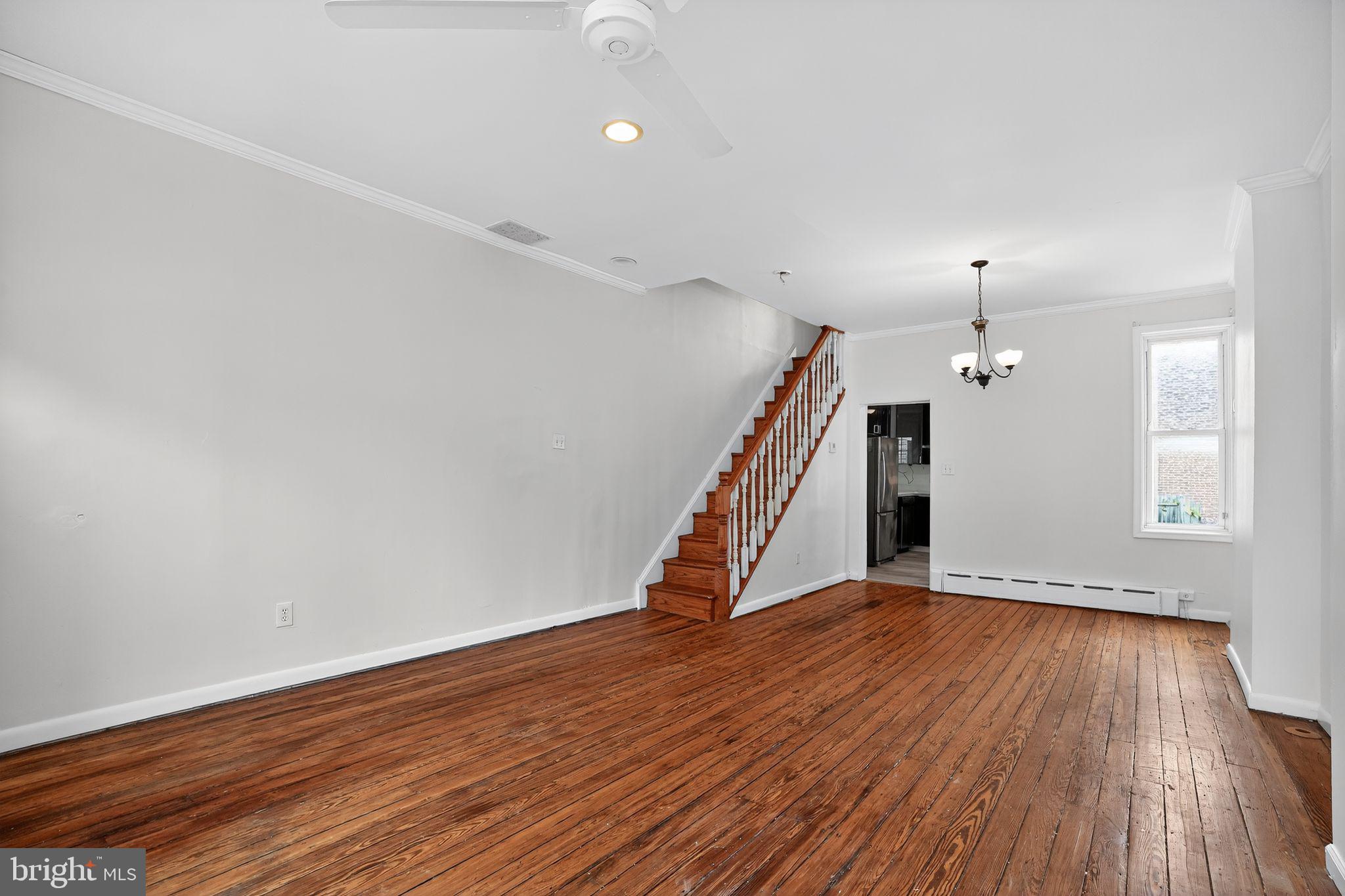 1325 E SUSQUEHANNA AVENUE