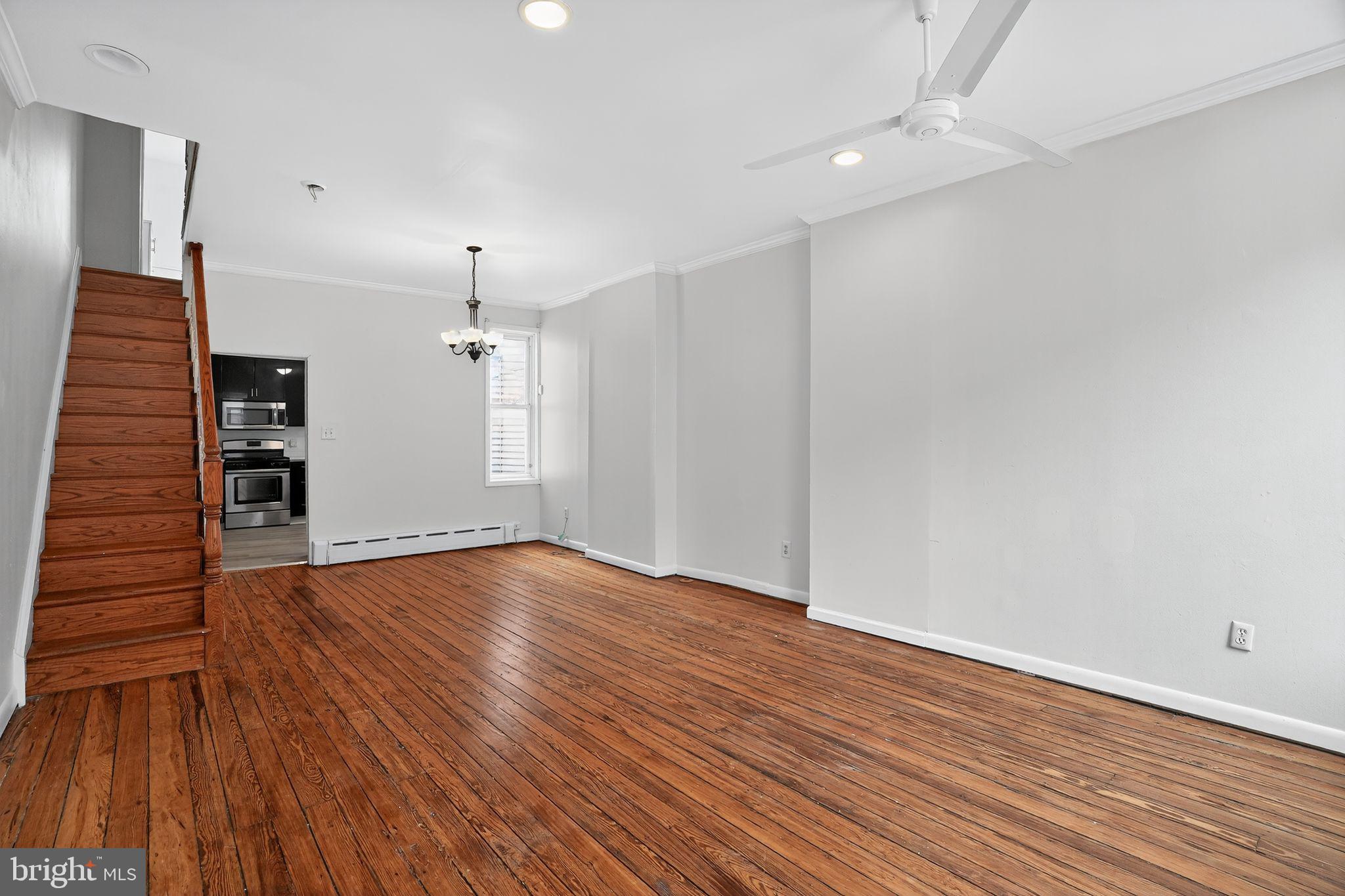 1325 E SUSQUEHANNA AVENUE