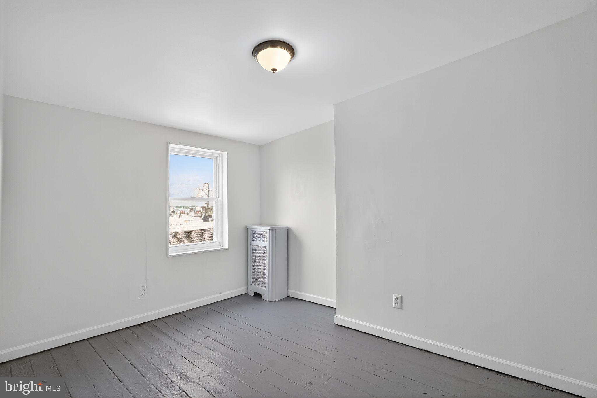 1325 E SUSQUEHANNA AVENUE